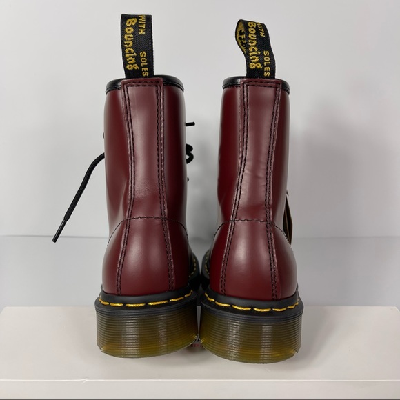 DOC 1460 WOMENS SMOOTH LEATHER LACE UP BOOTS SIZE 5 SLIP RESISTANT RED NEW - Picture 3 of 10